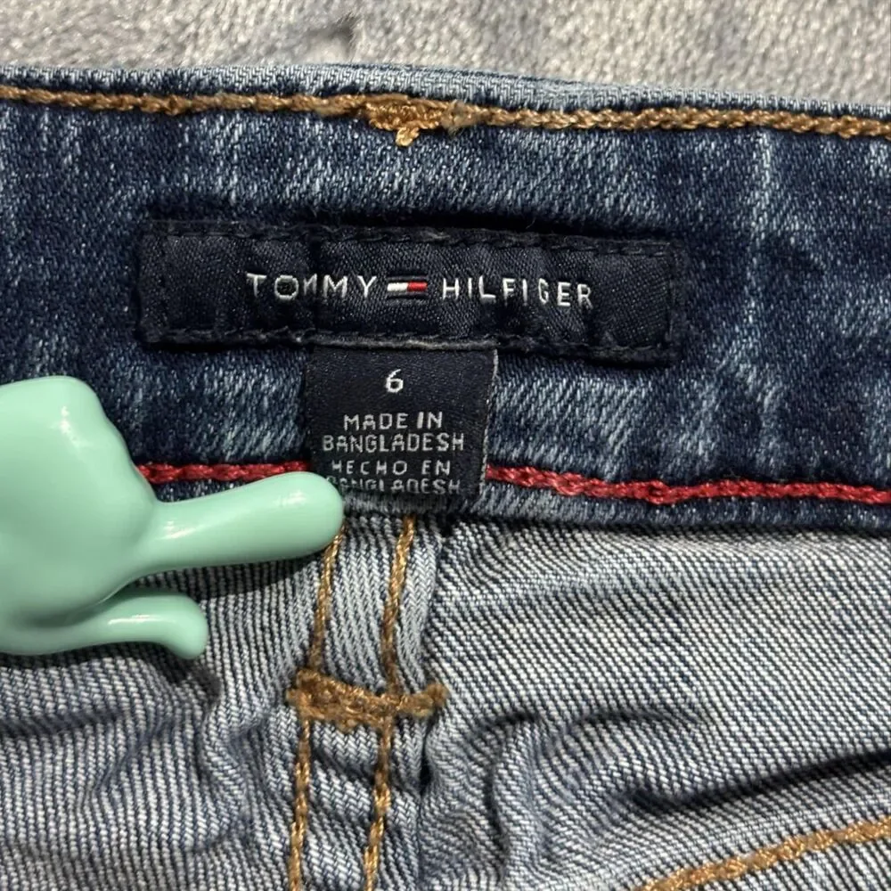 Tommy Hilfiger Jeans Boys 6 Blue Straight Leg Stretch Denim Classic Fit